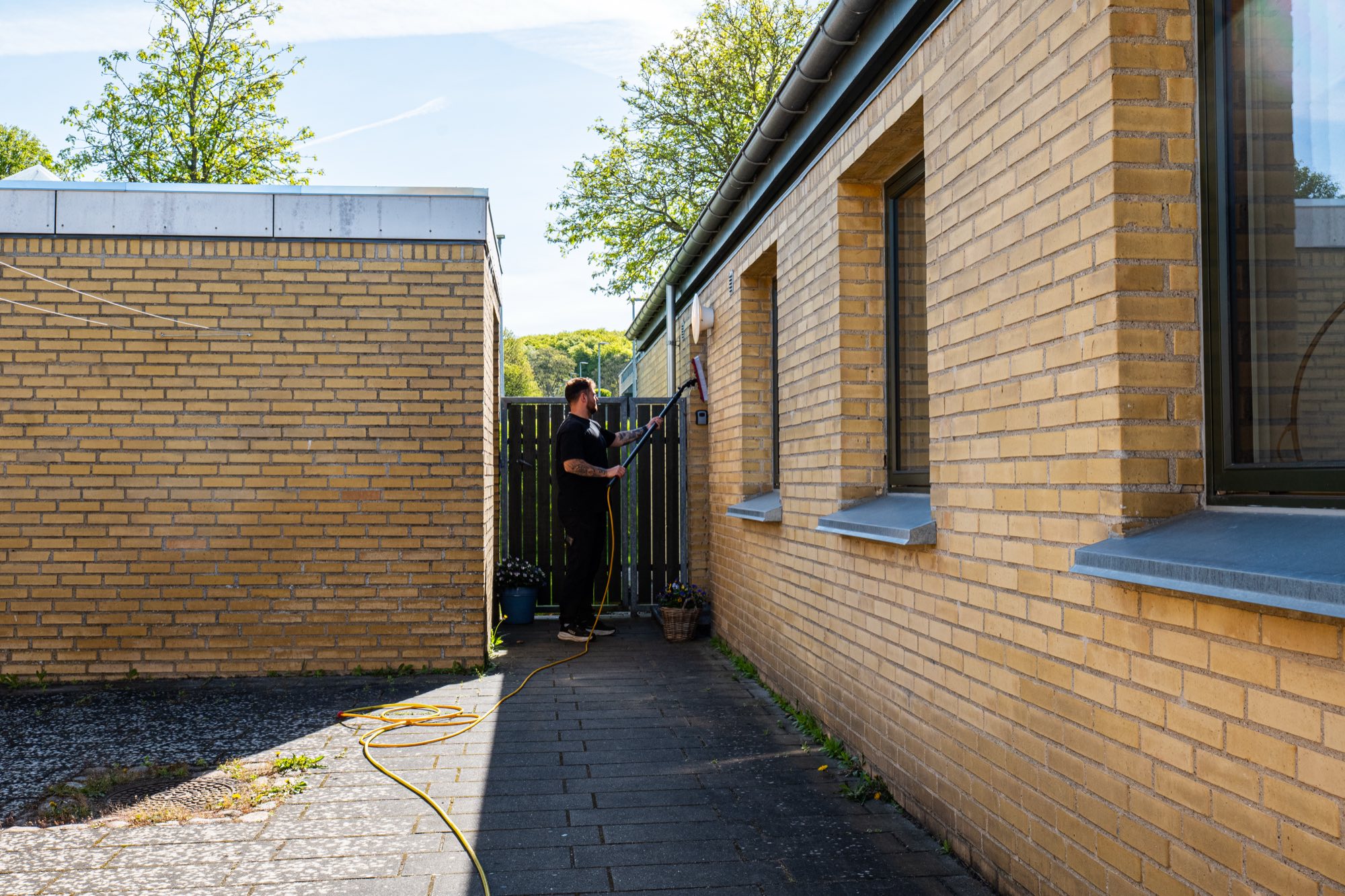 Vinduespudser fra Ruderklart pudser vinduer i Vadum